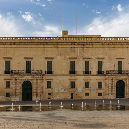 A Studio Apartment In Malta'S Capital Валетта Экстерьер фото