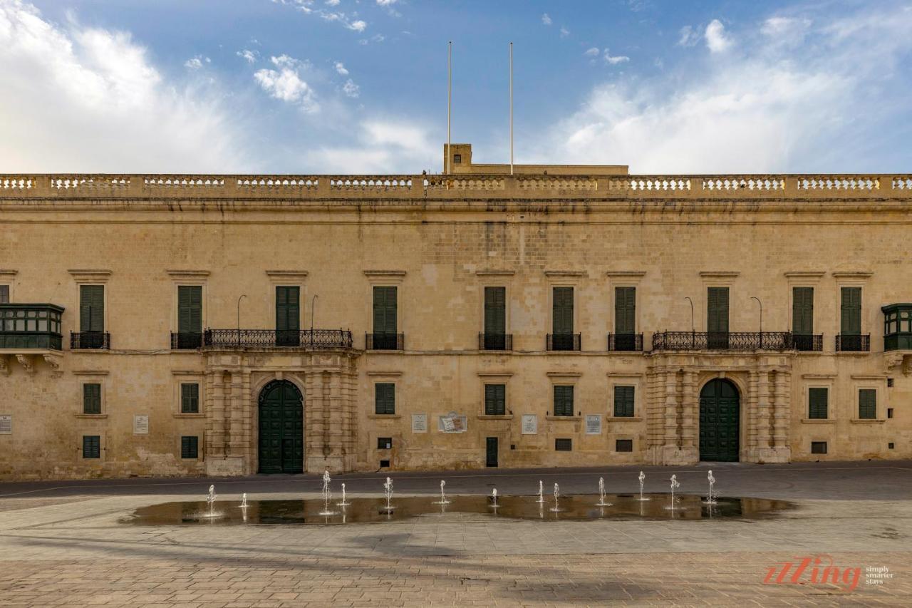 A Studio Apartment In Malta'S Capital Валетта Экстерьер фото