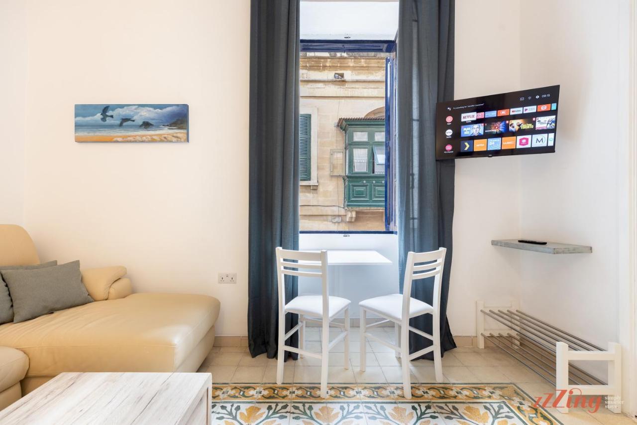 A Studio Apartment In Malta'S Capital Валетта Экстерьер фото